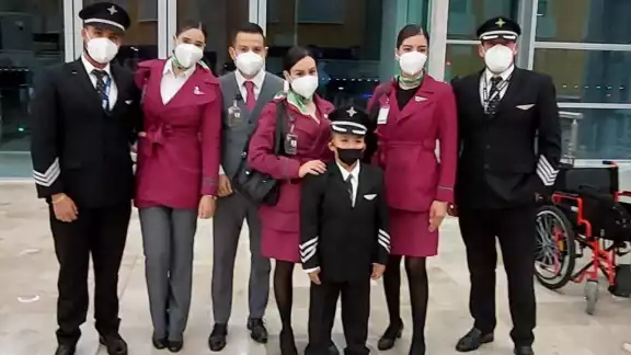 Los papás de José Antonio explicaron que el pequeño sueña con ser piloto de avión