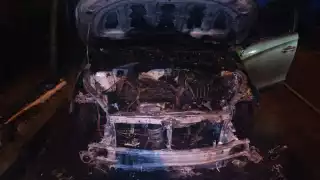 Automóvil se incendia en Chetumal