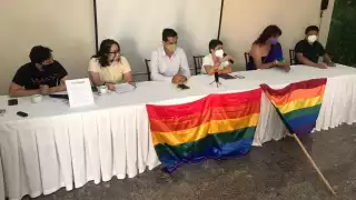 "Los partidos ponen personas que no son idóneas para los cargos, pero sí lo son para sus intereses", aseguró