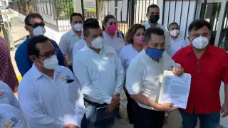 Más de mil 800 maestros no han podido preinscribirse en el programa