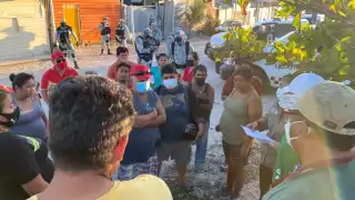 Los habitantes recibieron una visita no muy amistosa