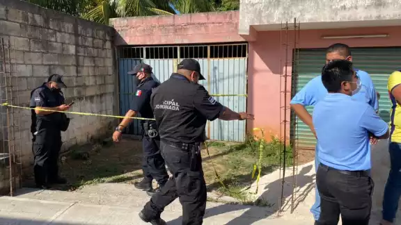 Al lugar llegaron elementos policiales, quienes confirmaron el deceso Al lugar llegaron elementos policiales, quienes confirmaron el deceso