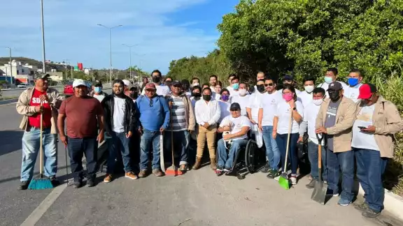 A través de su cuenta de Facebook, la titular de la Sedetuop desmintió la publicación del Ayuntamiento de Campeche A través de su cuenta de Facebook, la titular de la Sedetuop desmintió la publicación del Ayuntamiento de Campeche