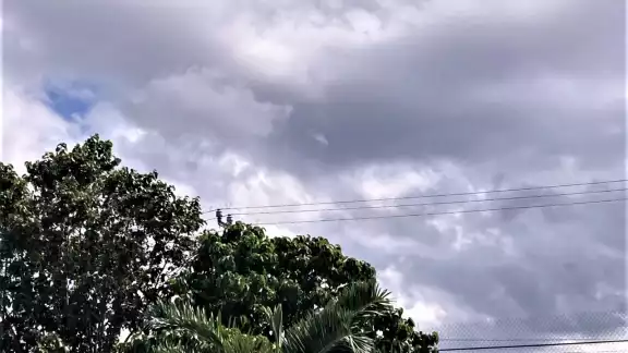 Se pronostica para Yucatán grandes posibilidades de lluvias debido a un canal de baja presión sumado a una onda tropical
