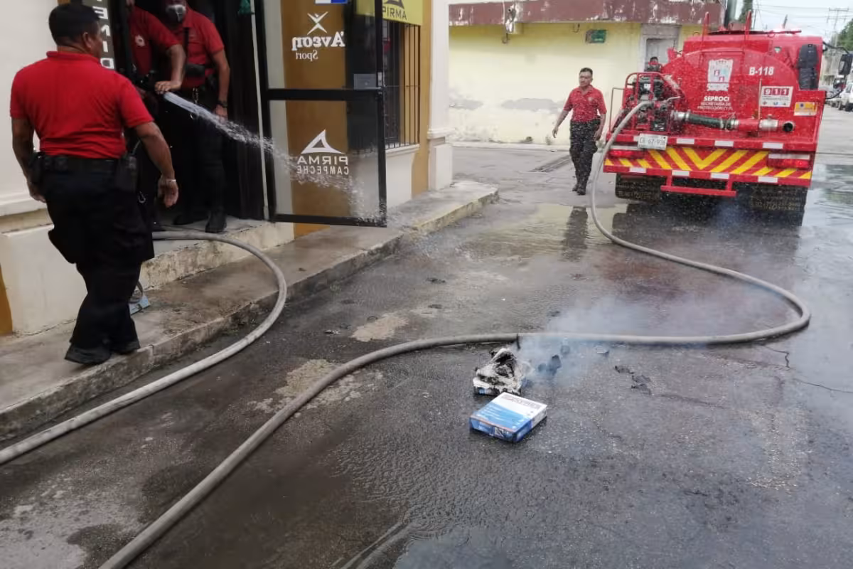 Cortocircuito causa incendio en tienda deportiva del barrio de San ...