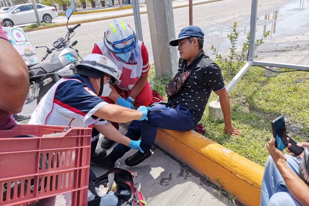 Conductora arrolla a repartidor y se fuga en Ciudad del Carmen - PorEsto