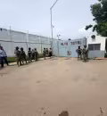 Una jornada de violencia en el penal El Castillo de Mazatlán dejó al menos ocho muertos.
