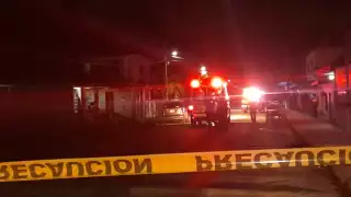 Motociclistas armados balean una vivienda en Escárcega