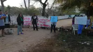 Las autoridades no han hecho nada al respeto; los habitantes sufren de afecciones respiratorias por el humo y mal olor