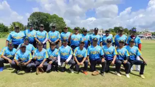 Juegan partidos de playoffs de la Liga Regional de beisbol de Sabancuy en Campeche