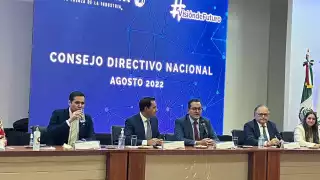 Mauricio Vila destacó las oportunidades al invertir en Yucatán durante convención de Canacintra