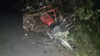 El abuelito salió proyectado por varios metros, presentando heridas en el cuerpo