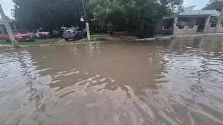 Inundaciones persisten en El Centenario de Champotón por pozo obsoleto   