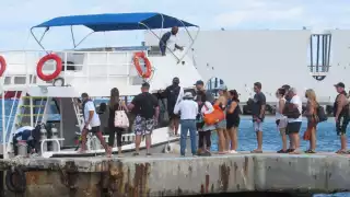 Los turistas acudieron para realizar tours acuáticos en embarcaciones menores en Cozumel