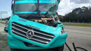 El autobús de turismo presentó graves daños