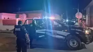 Durante el acto, el hombre se apoderó de un teléfono celular y una televisión