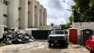 Avanza remodelación del Hospital “María del Socorro Quiroga Aguilar” sin suspender servicios médicos en Carmen