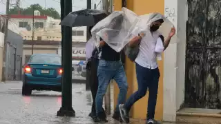 Las lluvias fuertes podrían estar acompañadas de descargas eléctricas