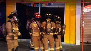 Incendio en local de artesanías movilizó a cuerpos de emergencia en Tulum