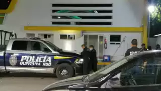 Los asaltantes aprovecharon el cobijo de la noche para cometer el atraco