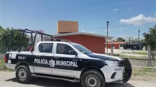 Ni los caballos se salvan de la delincuencia en Sabancuy; se roban uno y dejan a su dueño a pie   