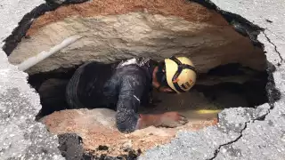 Recomendaron mantener vigilada el área para evitar accidentes y realizar estudios de mecánica de suelos en la zona