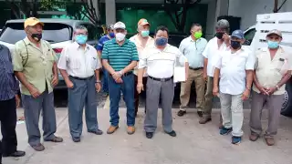 Pescadores de altura de Campeche piden apoyo a PEMEX y son reagendados
