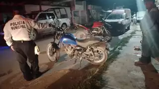 Los  hechos se dieron a las 23:00 horas ,cuando circulaba sobre la calle 35 de la colonia  morelos