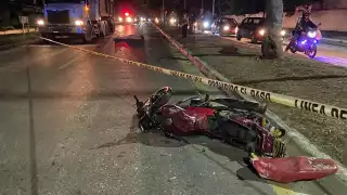 Muere motociclista tras chocar con un tráiler en Campeche