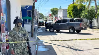 Fuerte operativo de Fiscalía y Marina sorprende a vecinos de Belisario Domínguez, Ciudad del Carmen