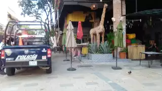 Un empleado del restaurante afectado en la Quinta Avenida de Playa del Carmen presentó quemaduras tras el estallido