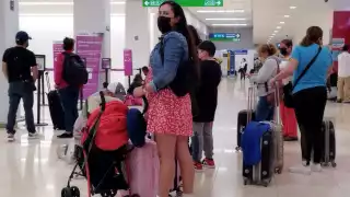 Dos de los vuelos suspendidos fueron de Volaris