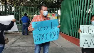 Los padres piden la destitución de la Directora de la Secundaria número 5 de Ciudad del Carmen
