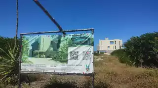 La zona donde se edifica el complejo habitacional es playa virgen y está en una reserva