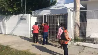 El personal de salud sigue siendo inoculado