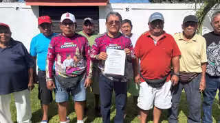Ángel Antonio Olivares se suma a los aspirantes de Morena en Seybaplaya rumbo a 2027