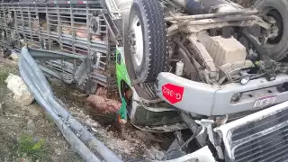 El conductor terminó con una lesión en el hombro