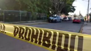 El hombre era perseguido por un par de sujetos a bordo de una motocicleta