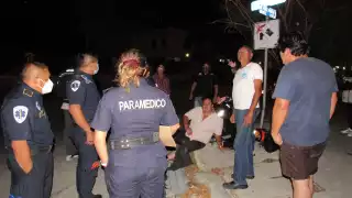 El conductor de la moto quedó herido