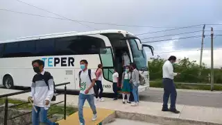Hubo alta afluencia ciudadana en la zona comercial del Centro, por compras de útiles escolares