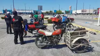 Un taxista atropelló a un joven en motocicleta en Plaza 'Palmira' en Ciudad del Carmen
