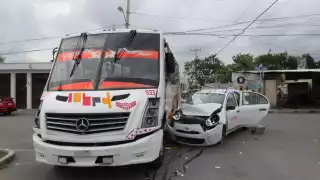 Al lugar llegaron elementos de la policía estatal para evitar el congestionamiento vial