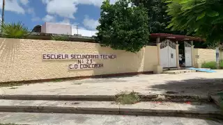 Secundaria Técnica 23 en Campeche inicia ciclo escolar sin luz y sin clases presenciales