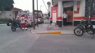 Policías y paramédicos arribaron al sitio para timar conocimiento de lo sucedido