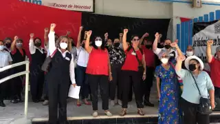 Los telefonistas de Cancún aseguraron que Telmex se niega a cumplir con acuerdos previos hechos con su sindicato, por lo que la protesta es a nivel nacional