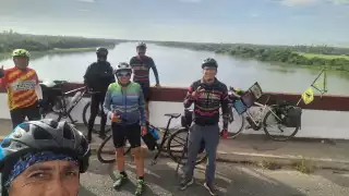 Más de 20 ciclistas recorren México en la Ruta Chichimeca y hacen escala en Carmen rumbo a Chetumal