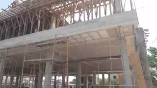 Grupos criminales de Cancún obligan a obreros a comprar comida, dulces y... ¡drogas!