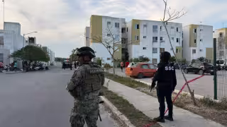 Pierde la vida en el hospital hombre baleado en residencial Turquesa de Cancún