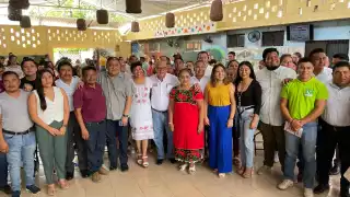 Militantes de Morena se reúnen en Hopelchén para defender el Plan C