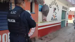 Roban dinero y cajas de queso en una tienda en Felipe Carrillo Puerto